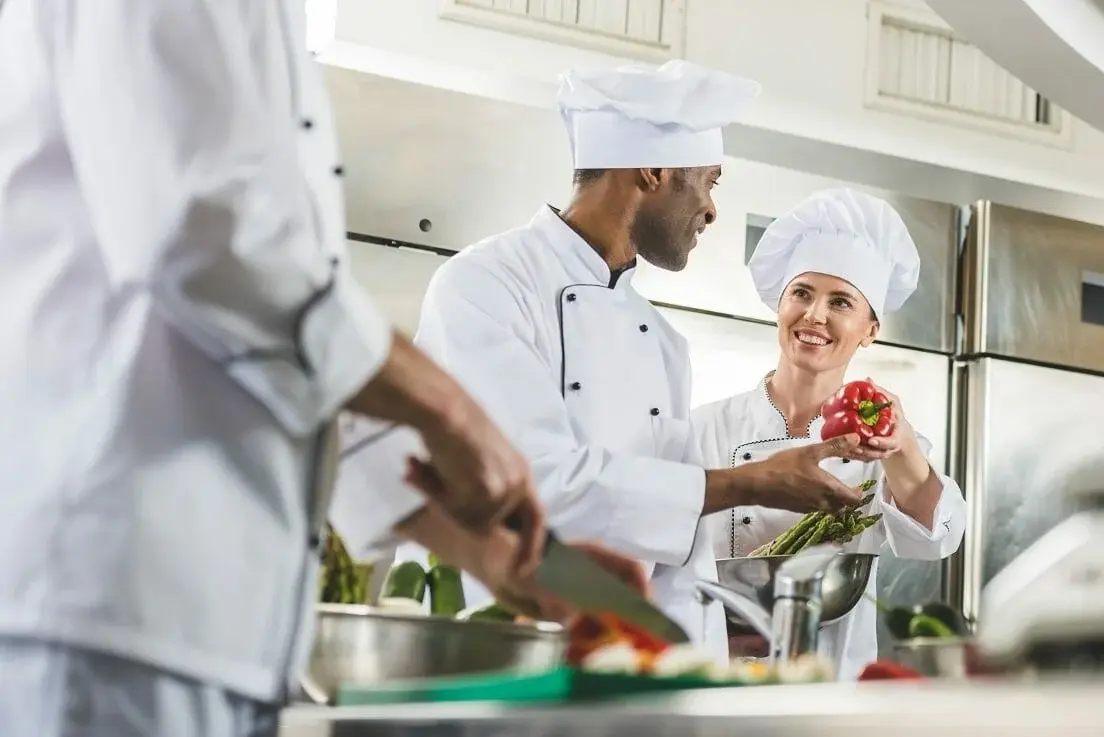 Avantajele angajarii unei firme de catering