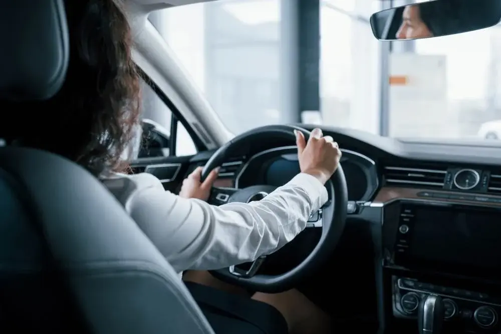 Cum aleg cel mai bun instructor auto București?