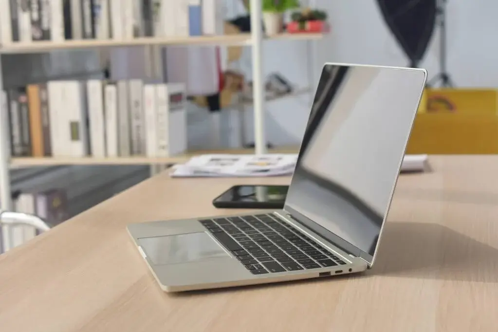 Cele mai bune laptopuri 2 in 1