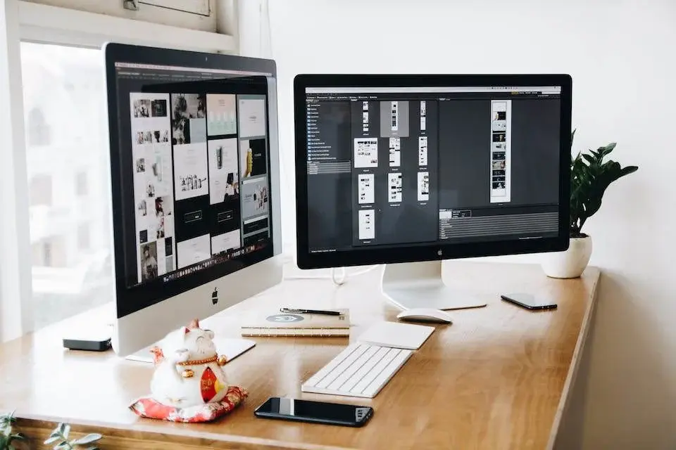 Creare site web profesionist: Ghid de succes online